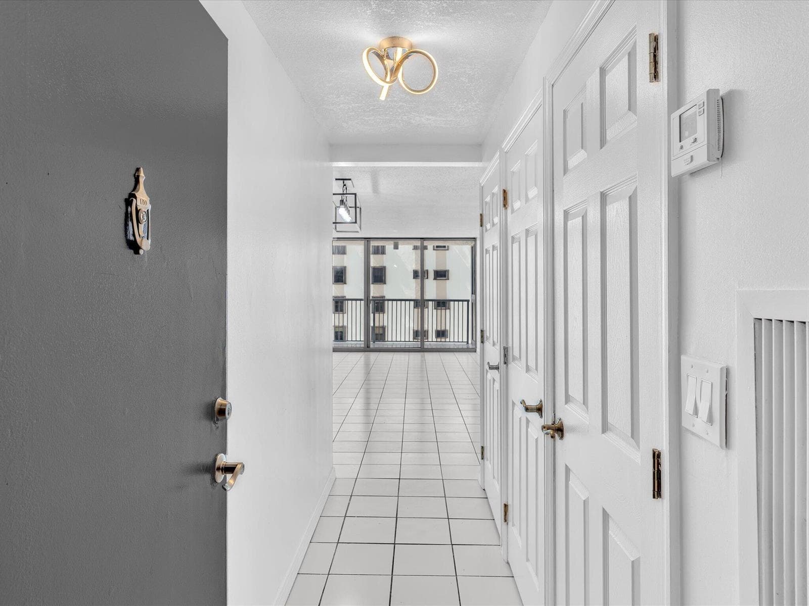 2655 Collins Avenue Unit 1710 photo 3