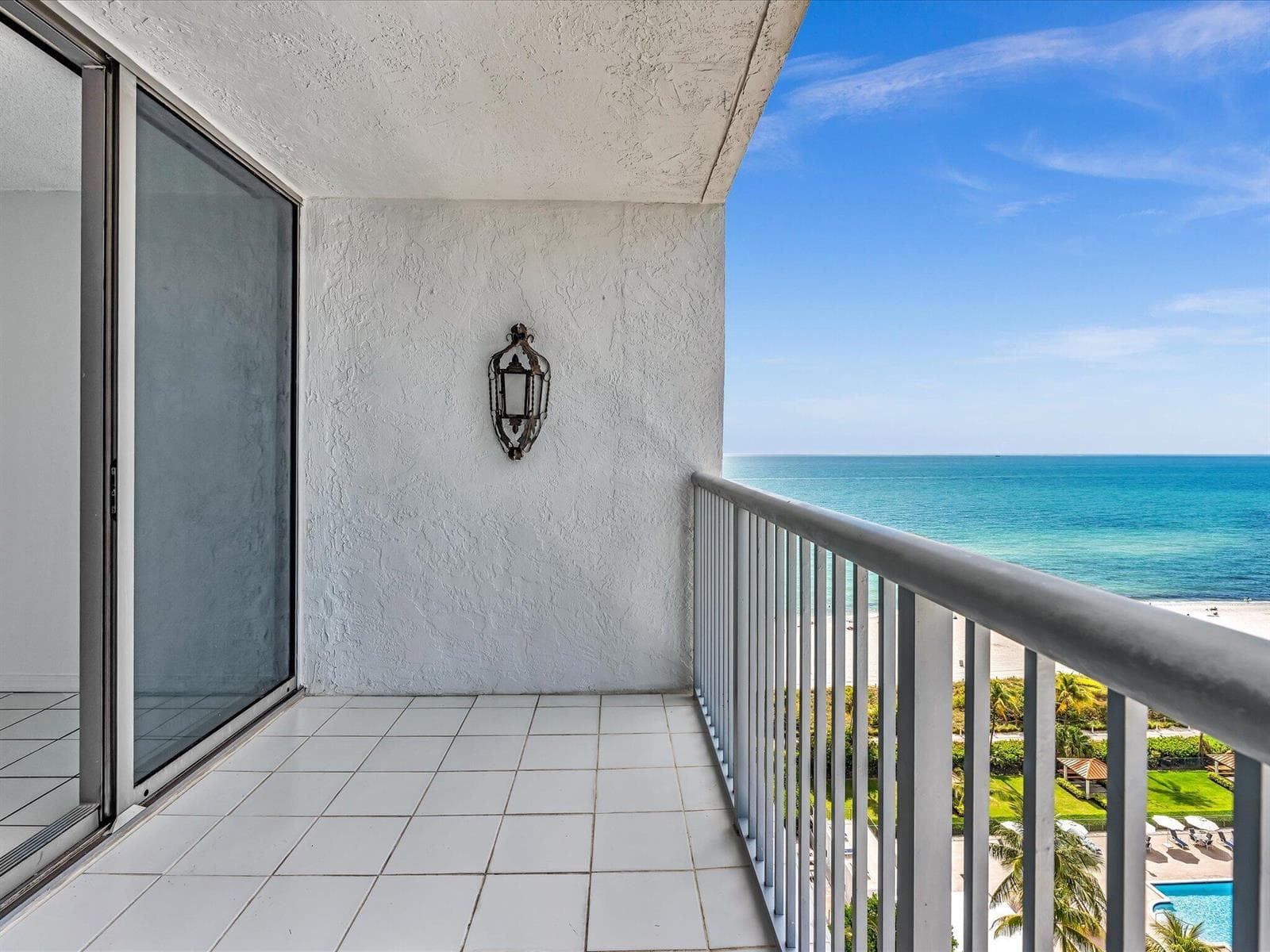 2655 Collins Avenue Unit 1710 photo 11