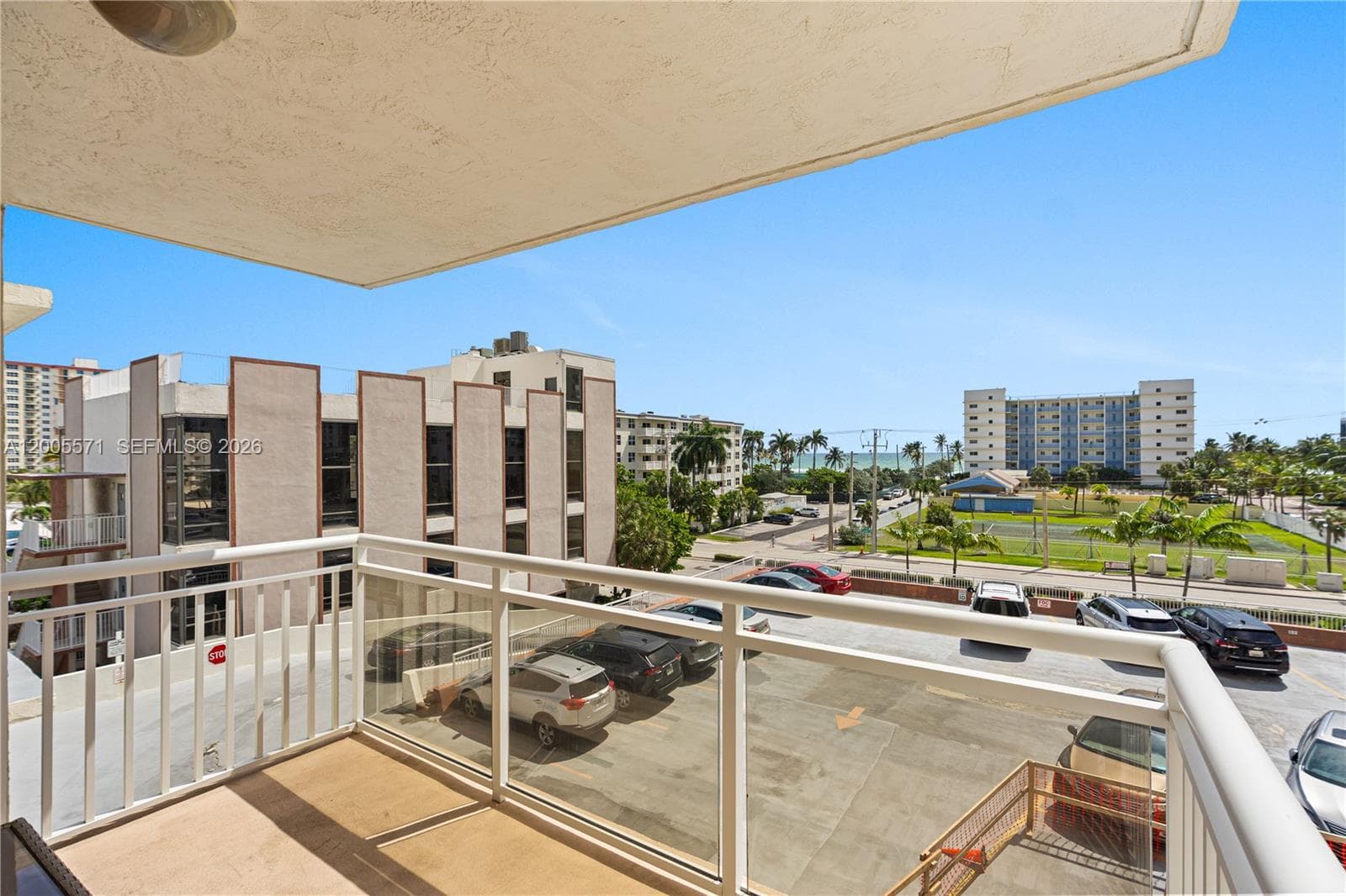 1600 S Ocean Dr 4G (Available Jan 16) photo 3
