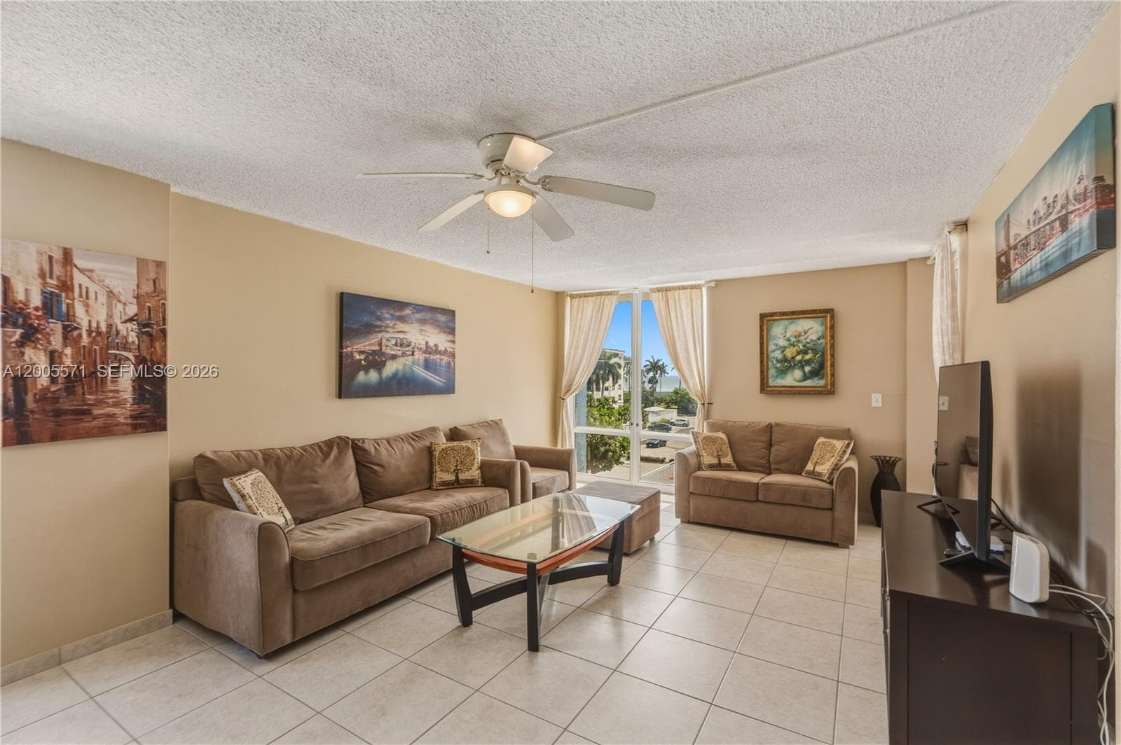 1600 S Ocean Dr 4G (Available Jan 16) photo 1