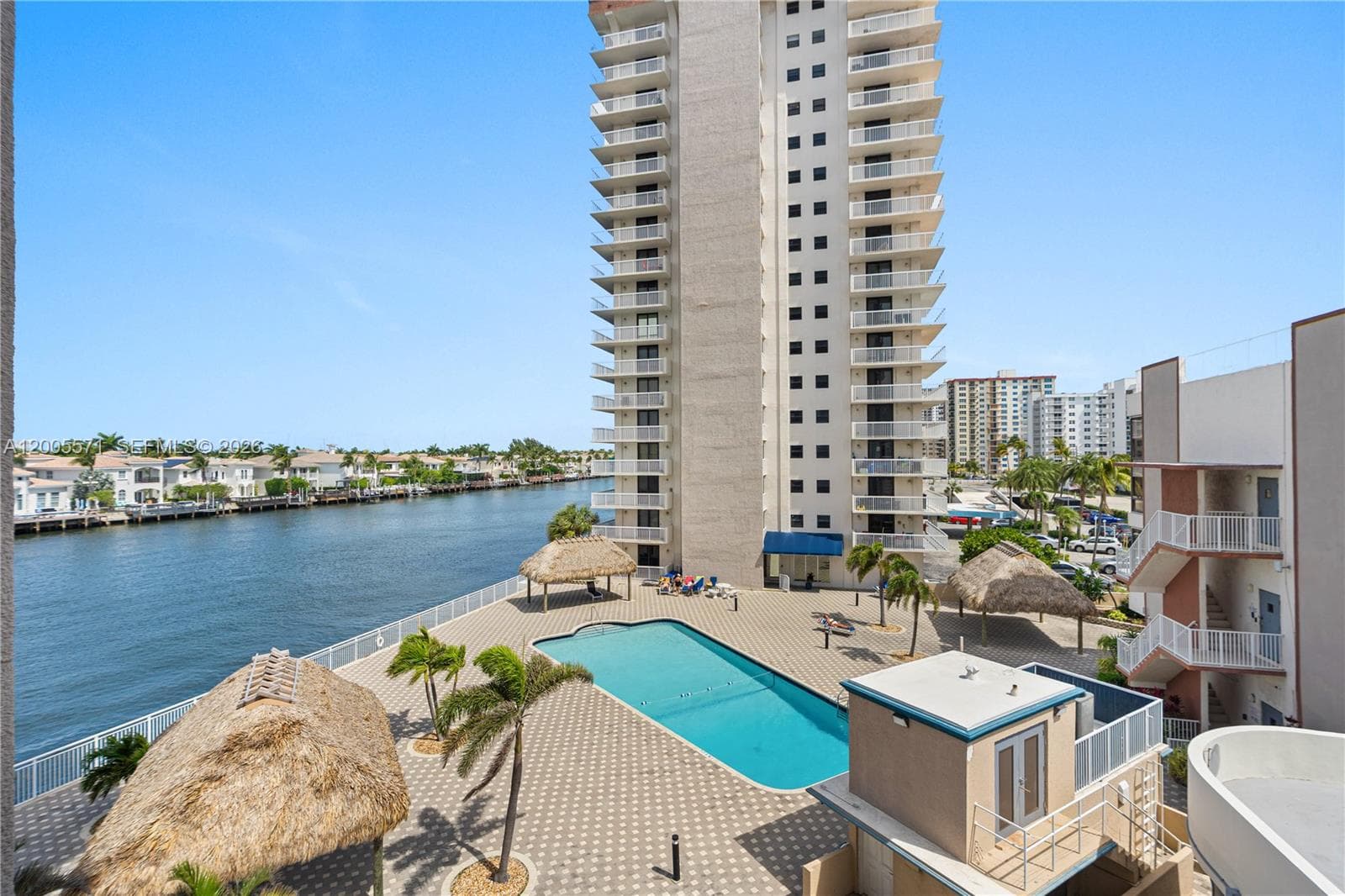 1600 S Ocean Dr 4G (Available Jan 16) photo 11