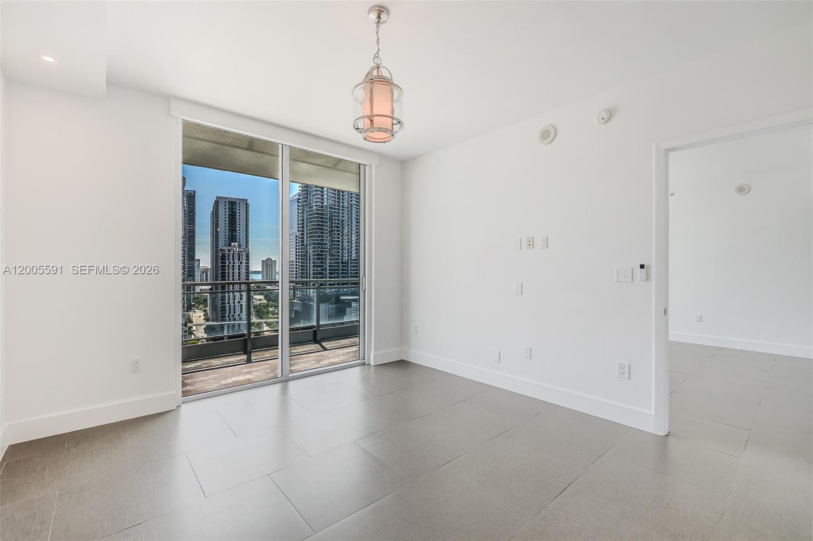 92 3rd St 2212 photo 23