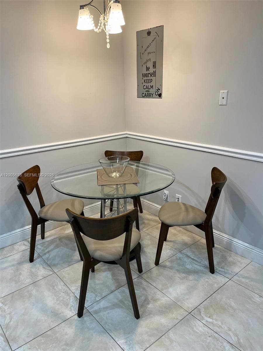 3725 Ocean Dr L12 photo 5