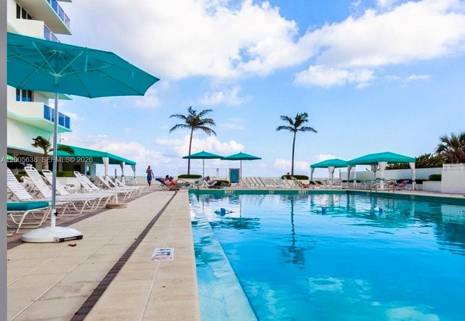 3725 Ocean Dr L12 photo 15