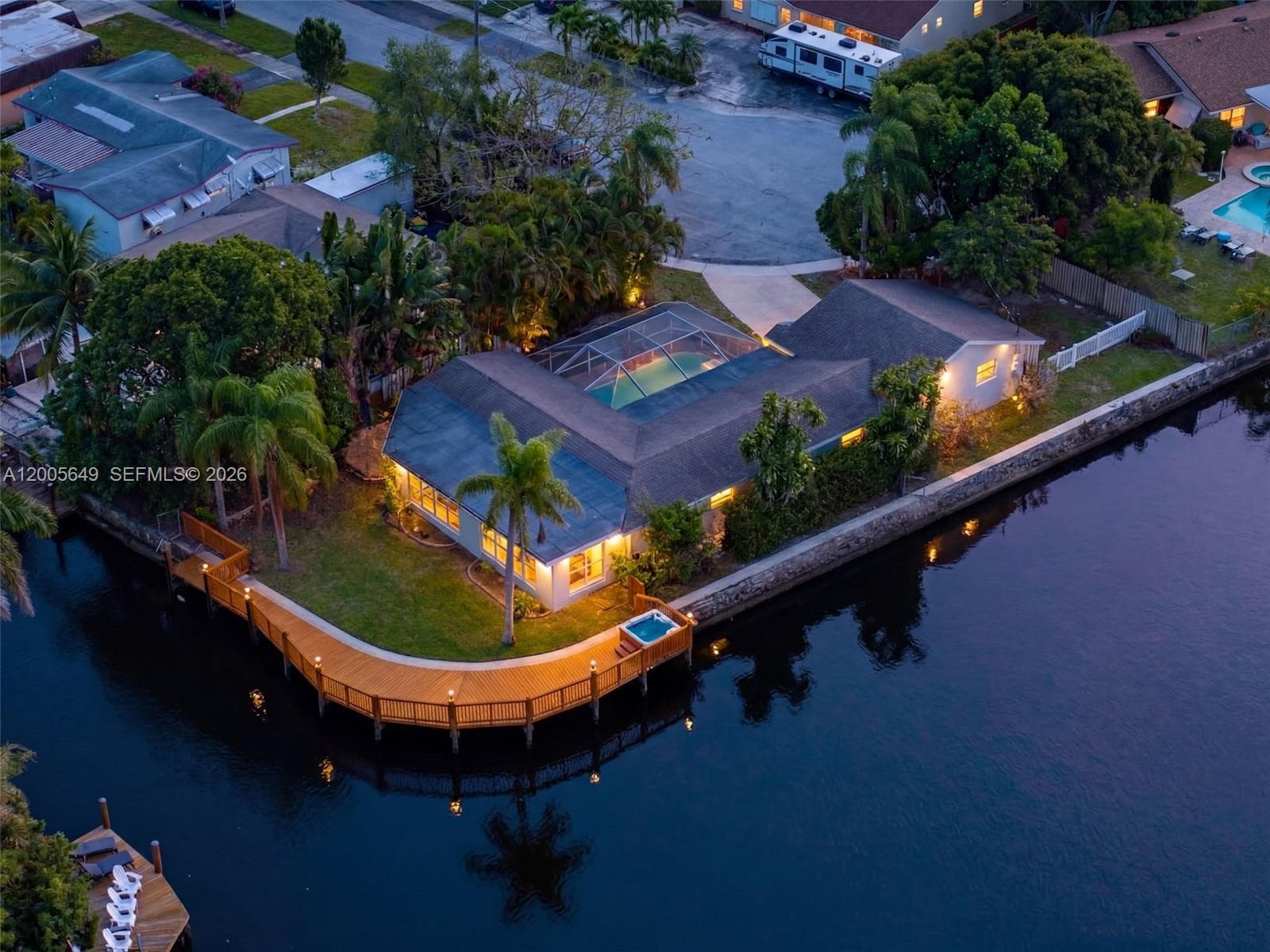 2649 Scott St photo 5