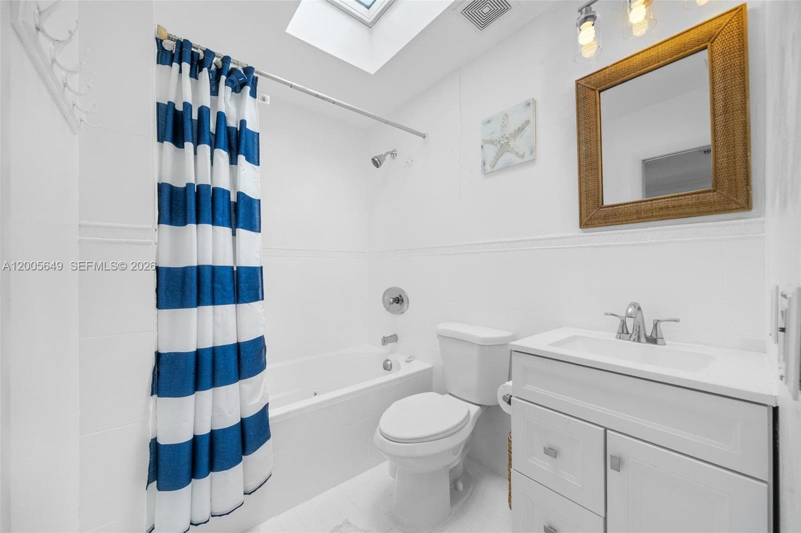 2649 Scott St photo 18