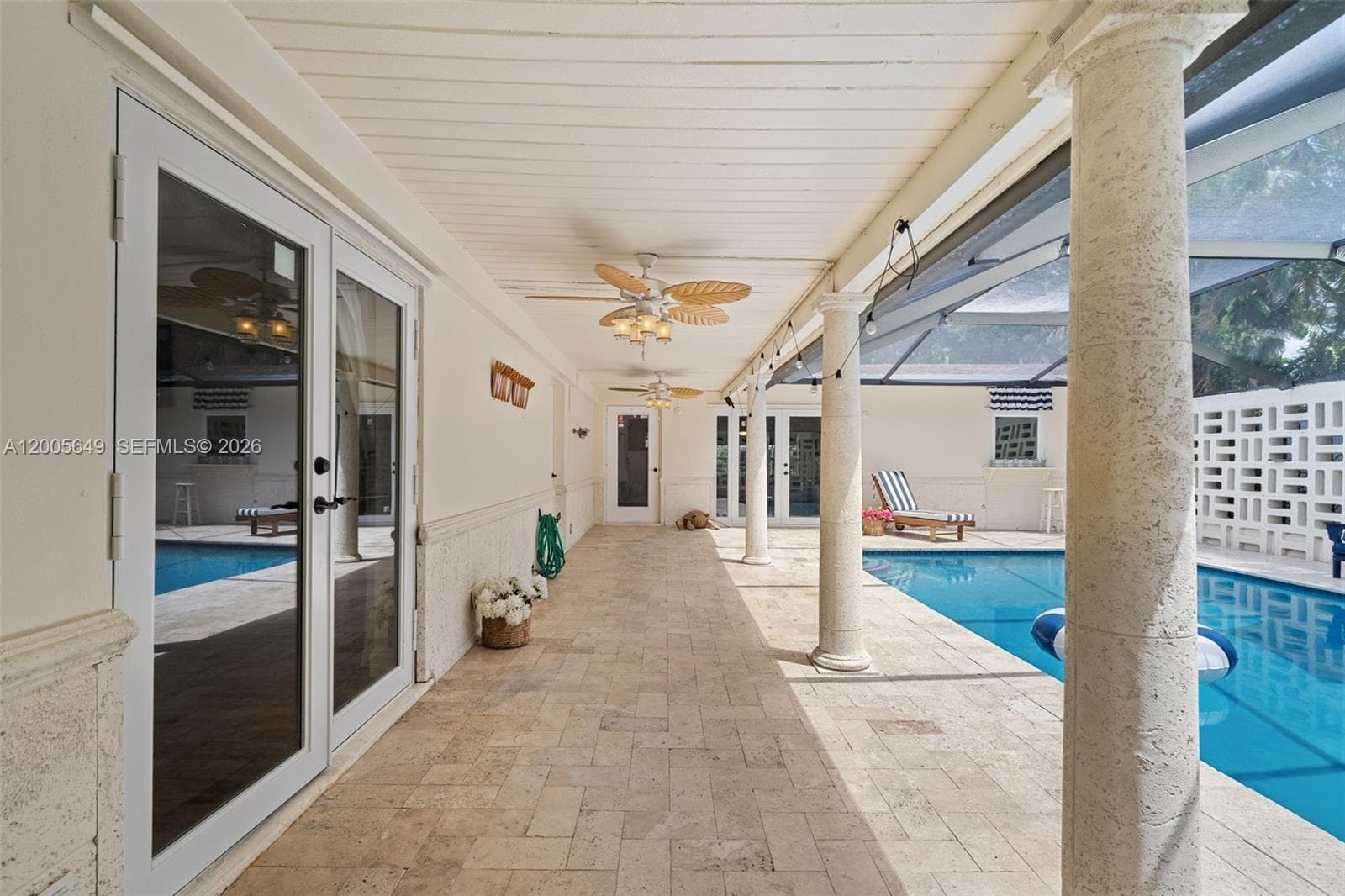 2649 Scott St photo 8