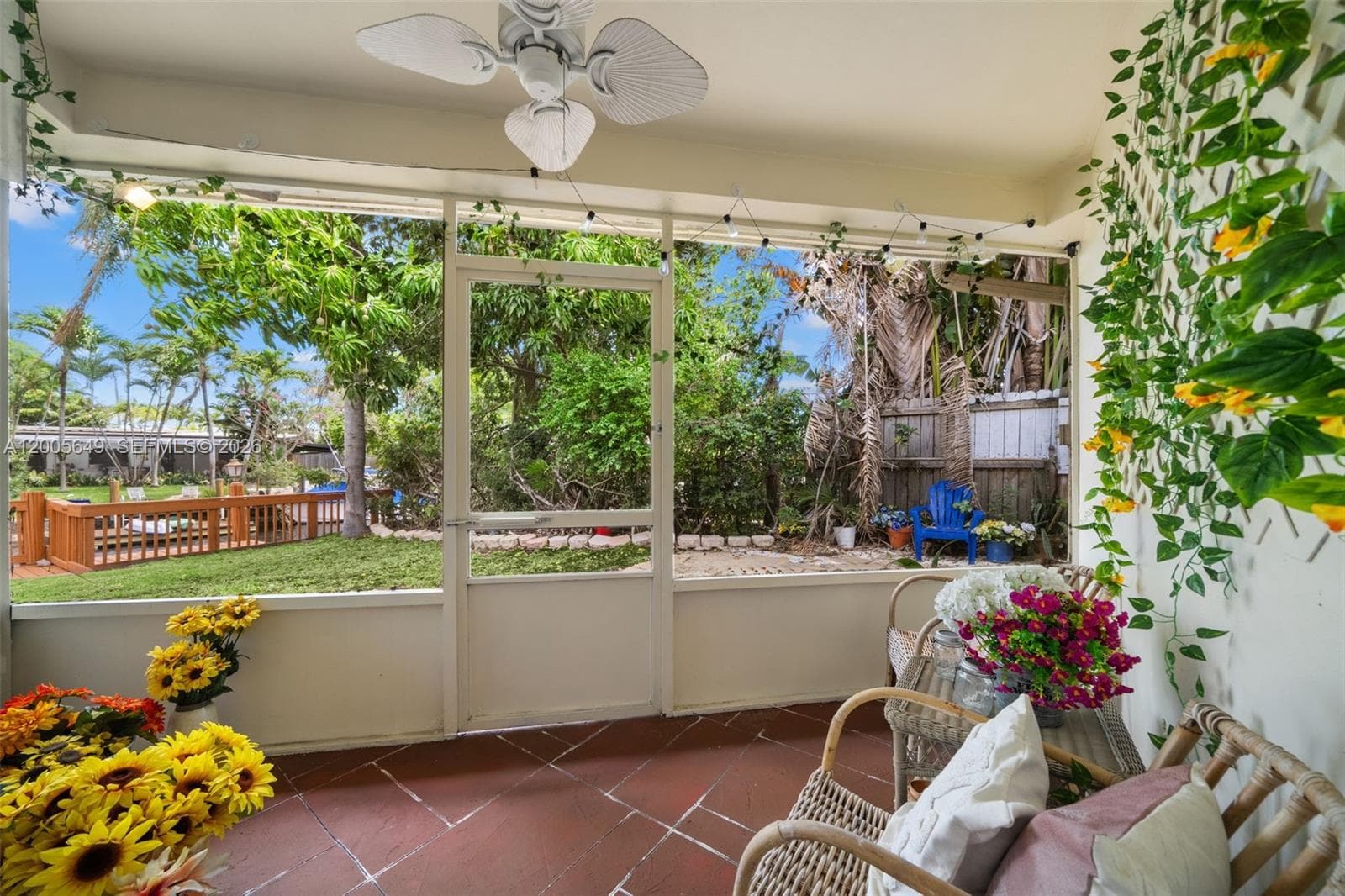 2649 Scott St photo 25