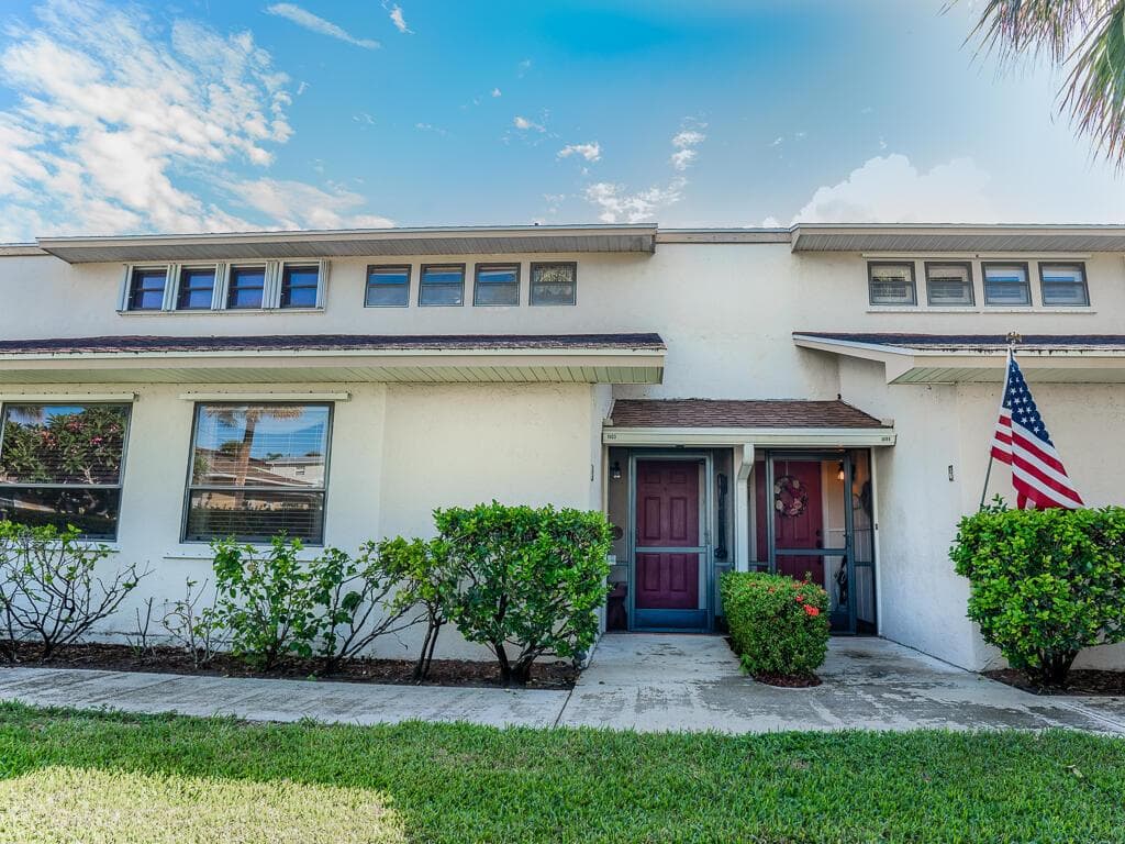 1903 NE Media Avenue photo 25