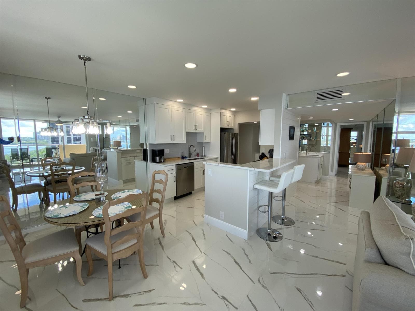 5440 N Ocean Drive 1501 photo 6