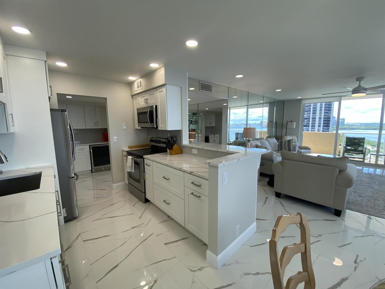 5440 N Ocean Drive 1501 photo 7