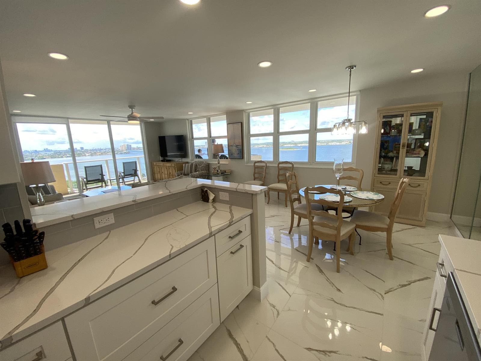 5440 N Ocean Drive 1501 photo 10