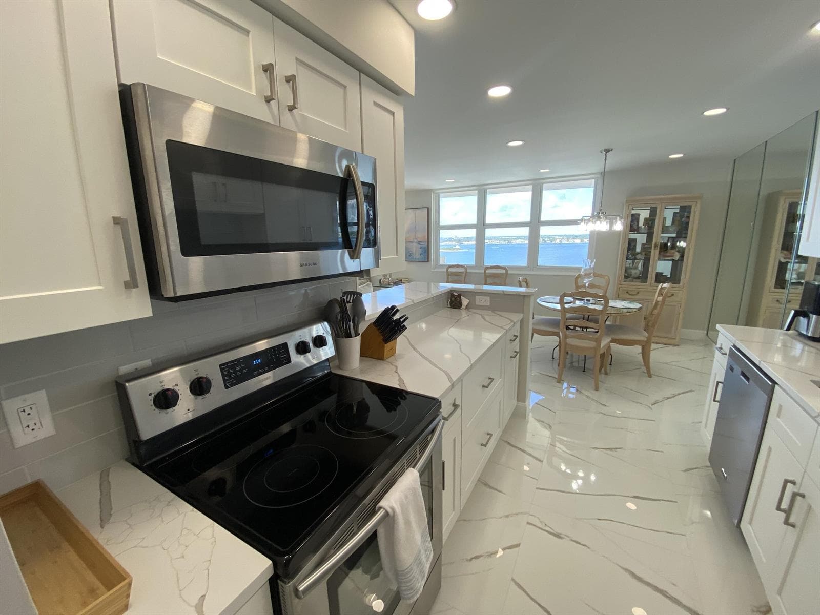 5440 N Ocean Drive 1501 photo 11