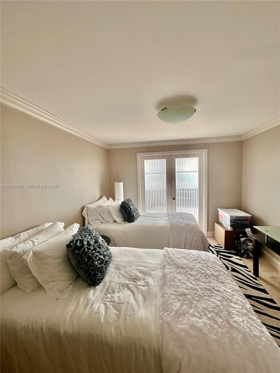 6423 Collins Ave 306 photo 13