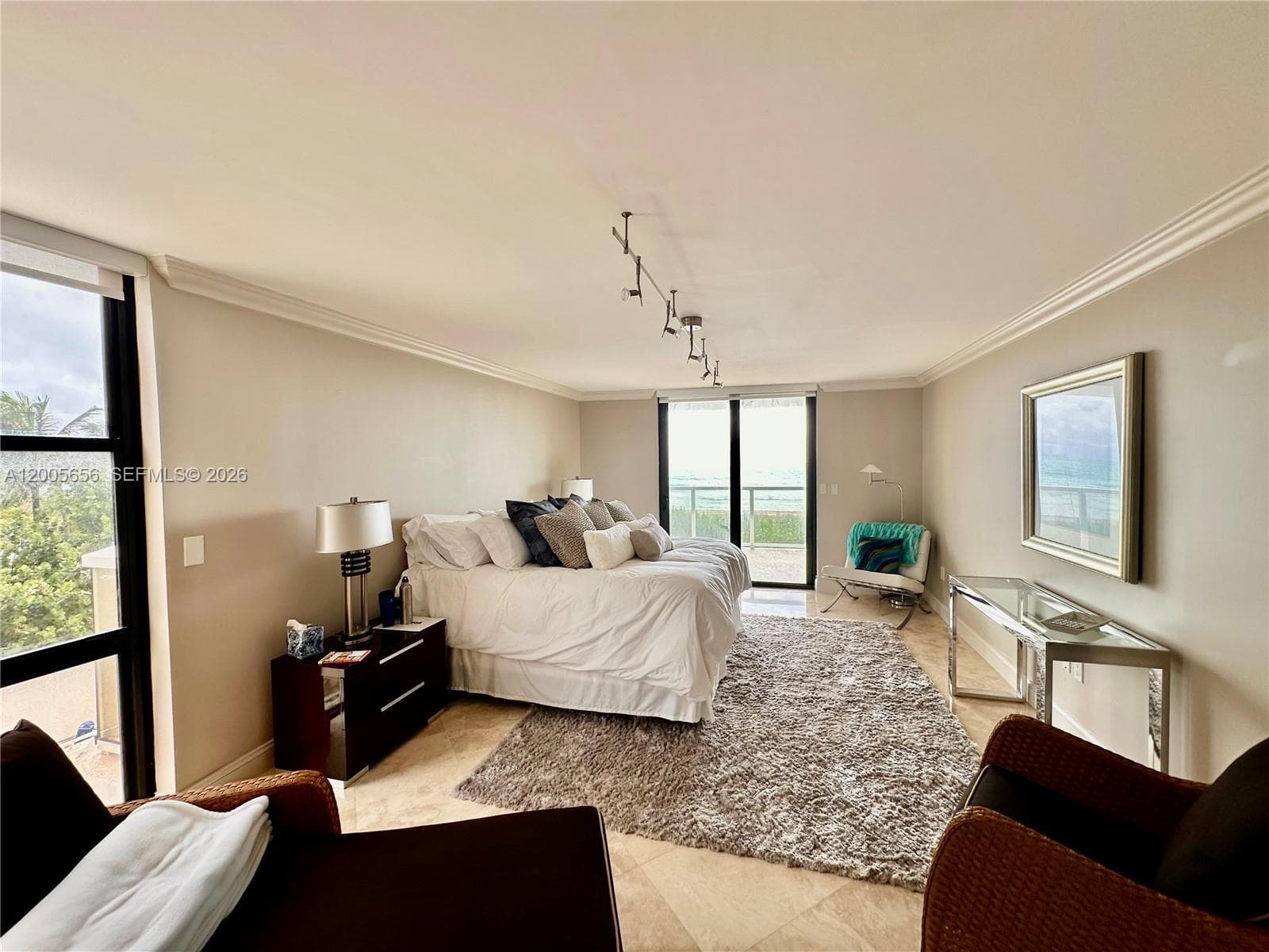 6423 Collins Ave 306 photo 12