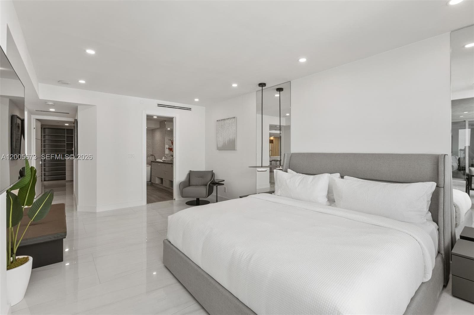 1500 Ocean Dr 1003 photo 16