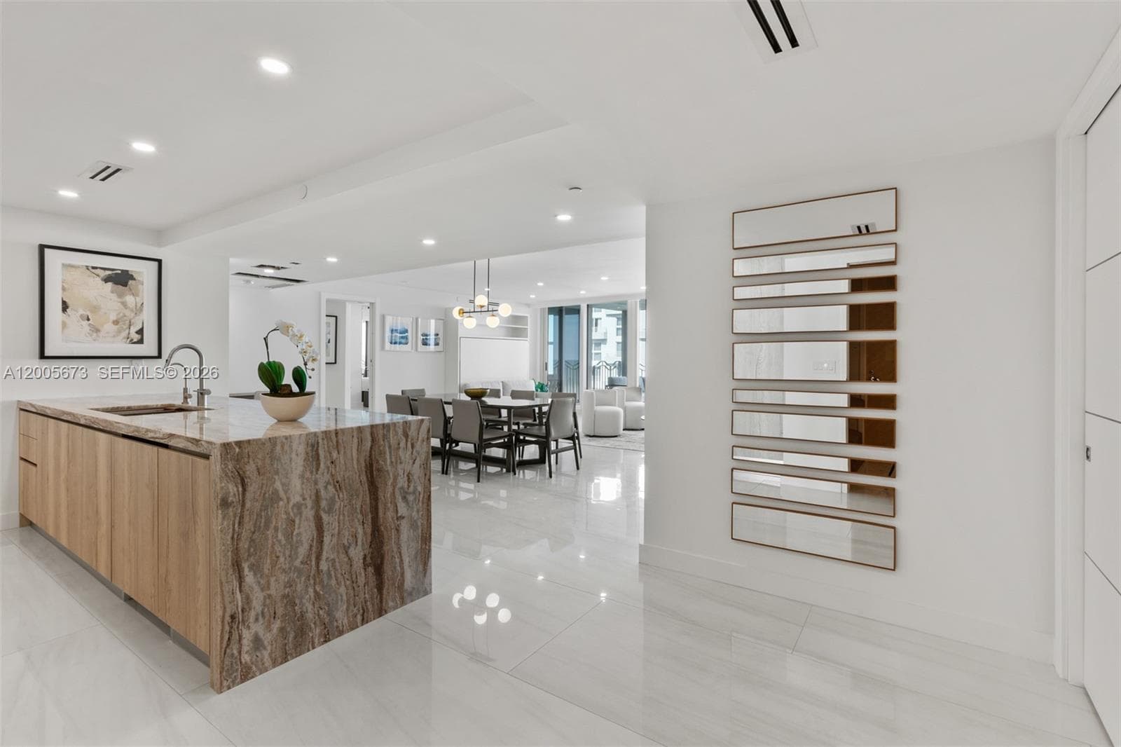 1500 Ocean Dr 1003 photo 3