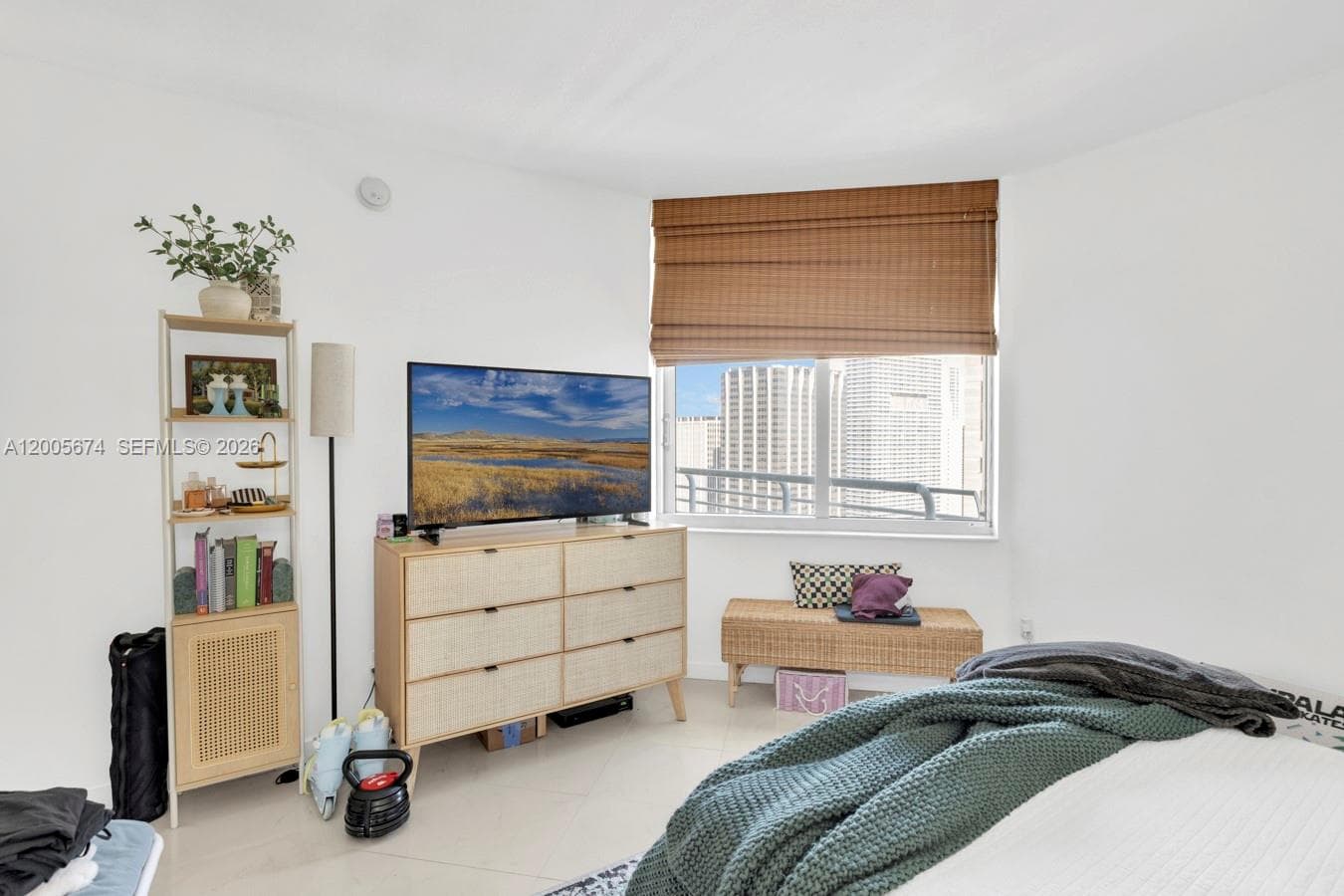 335 BISCAYNE BL 3408 photo 13