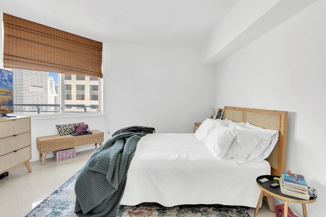 335 BISCAYNE BL 3408 photo 12