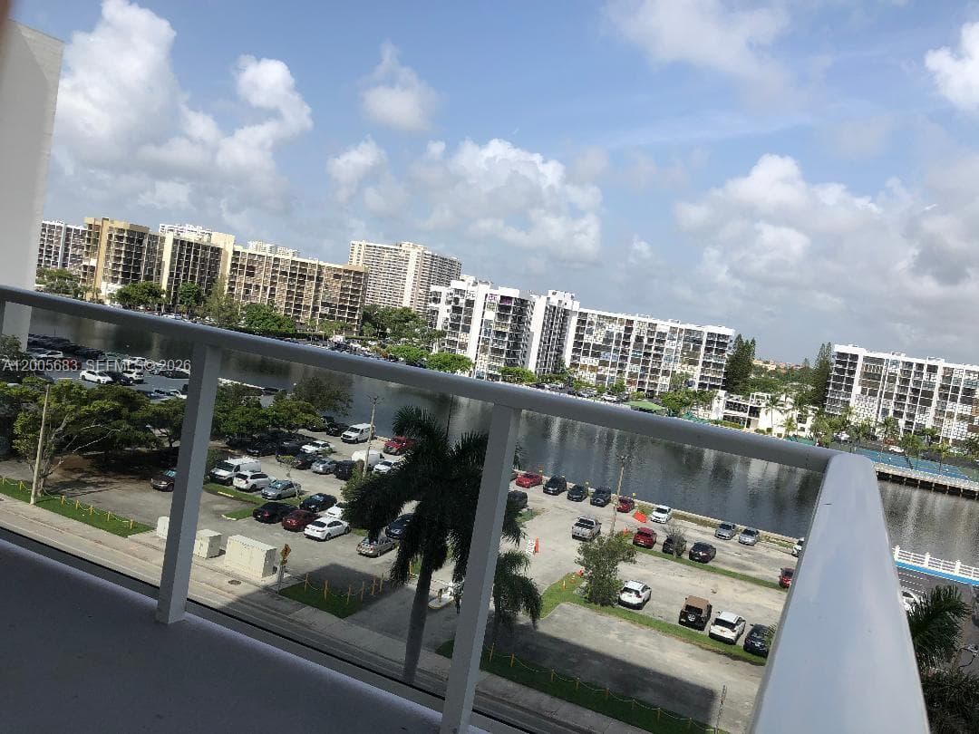 2751 Ocean Dr 701N photo 14