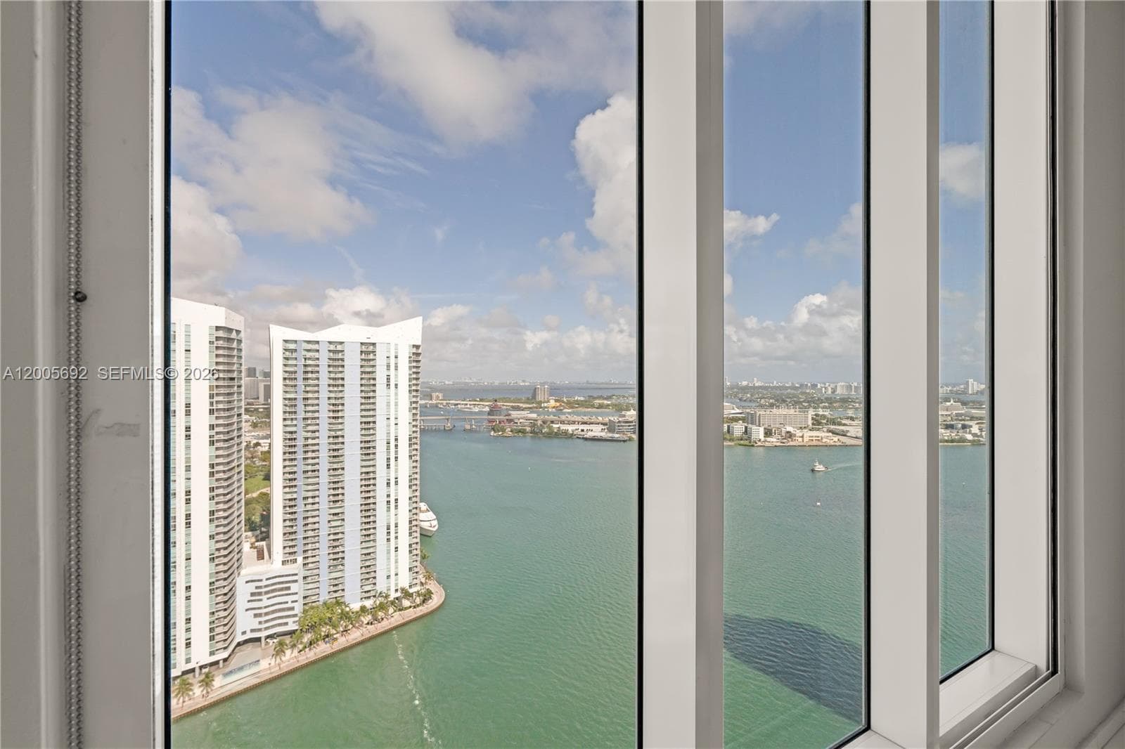 900 Brickell Key Blvd 3002 photo 25
