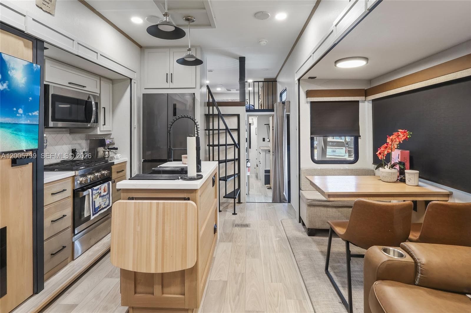 325 Calusa St #312 photo 11