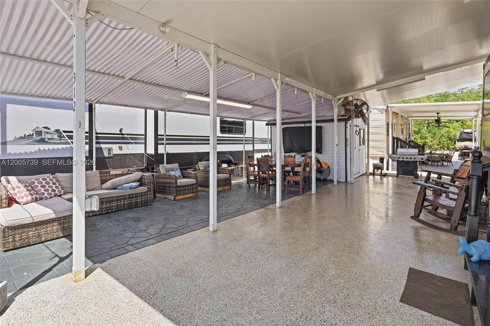 325 Calusa St #312 photo 19