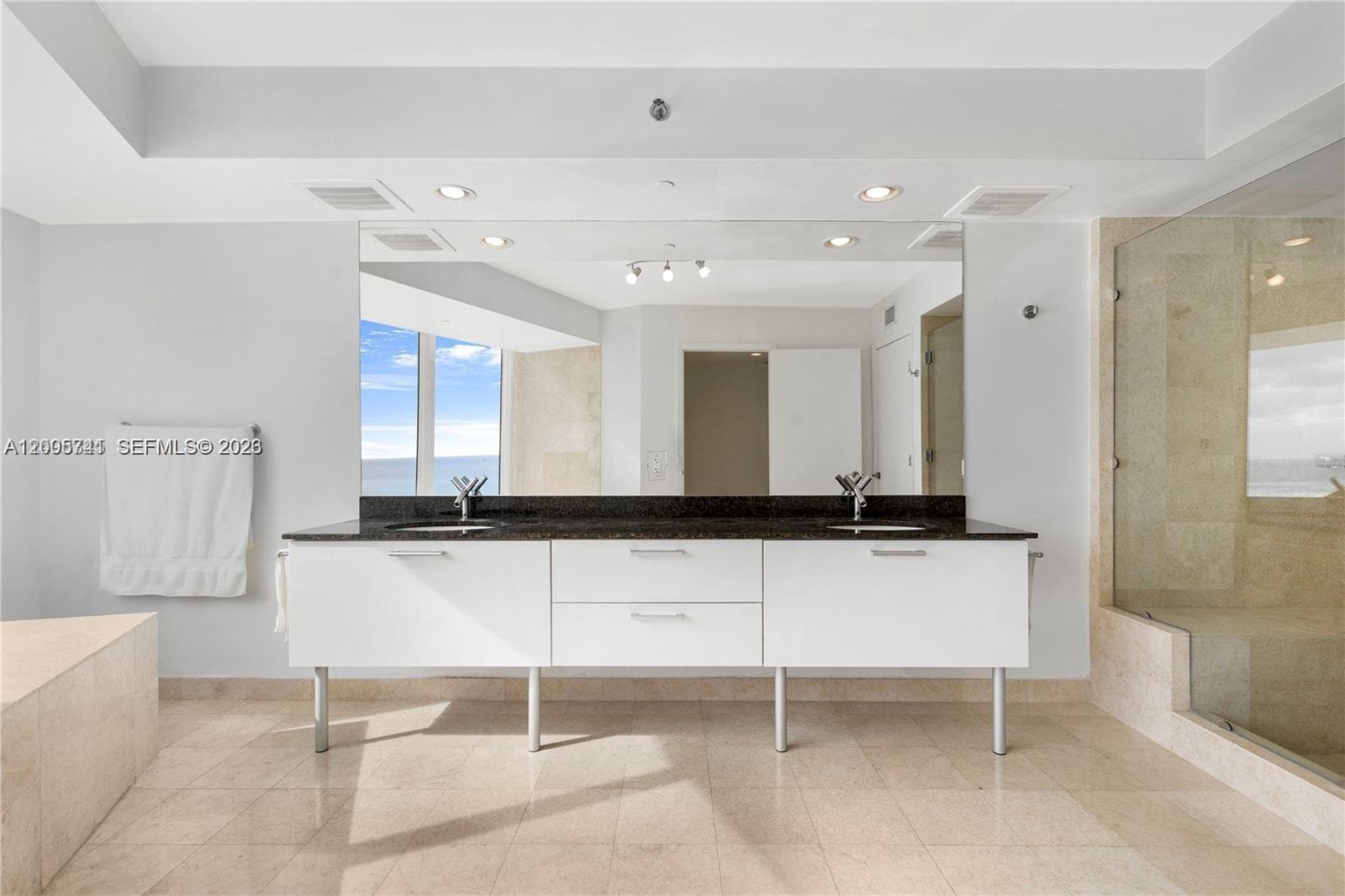 17201 Collins Ave 3101 photo 17