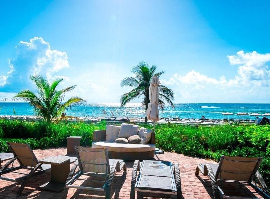 18201 Collins Ave 2003 photo 14