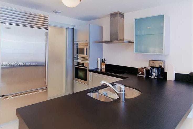 18201 Collins Ave 2003 photo 11