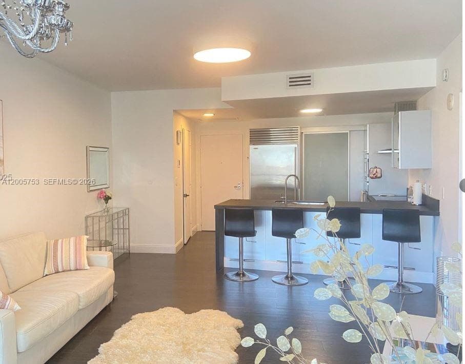 18201 Collins Ave 2003 photo 8