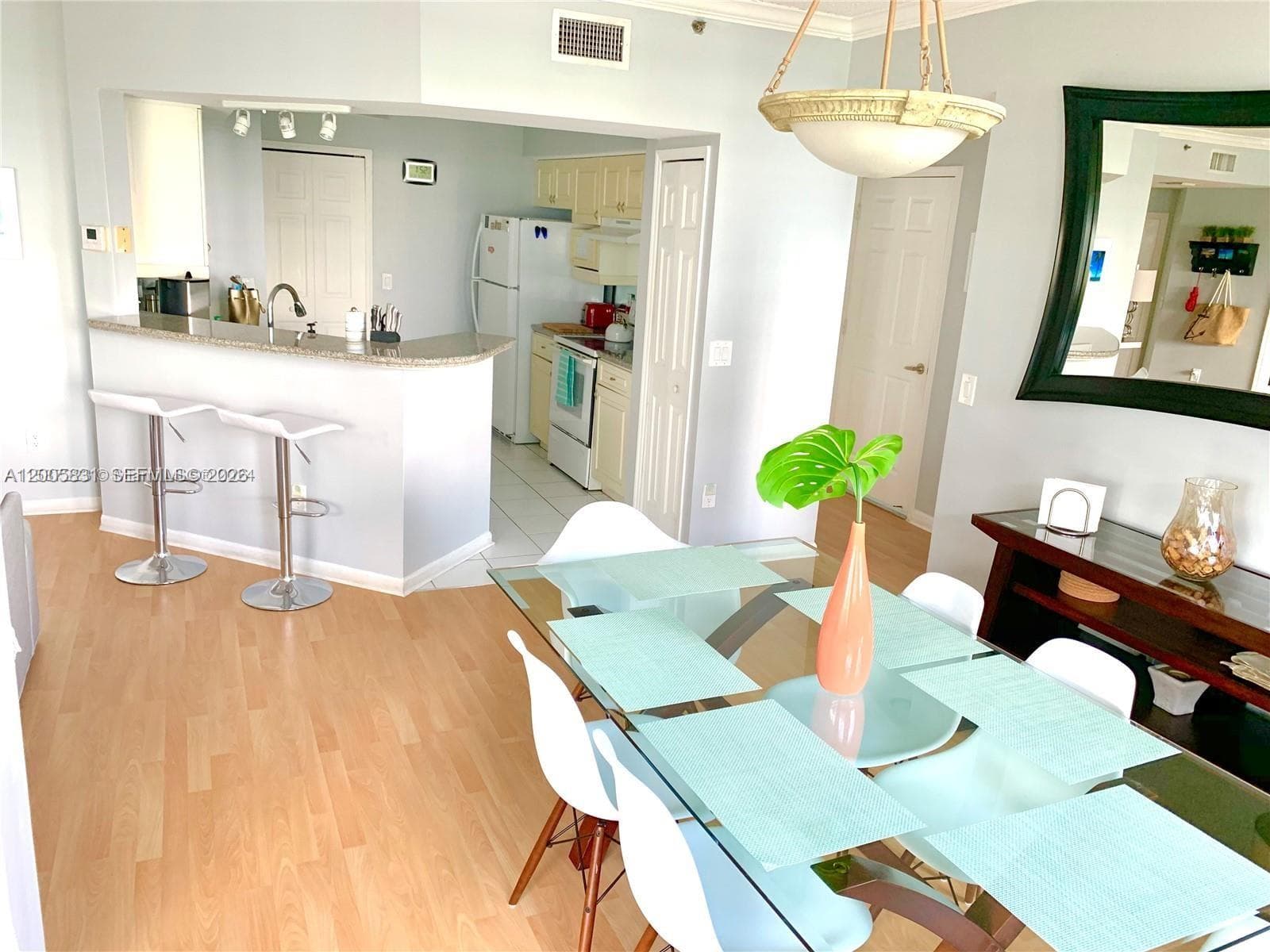 3245 184th St 13403 photo 3