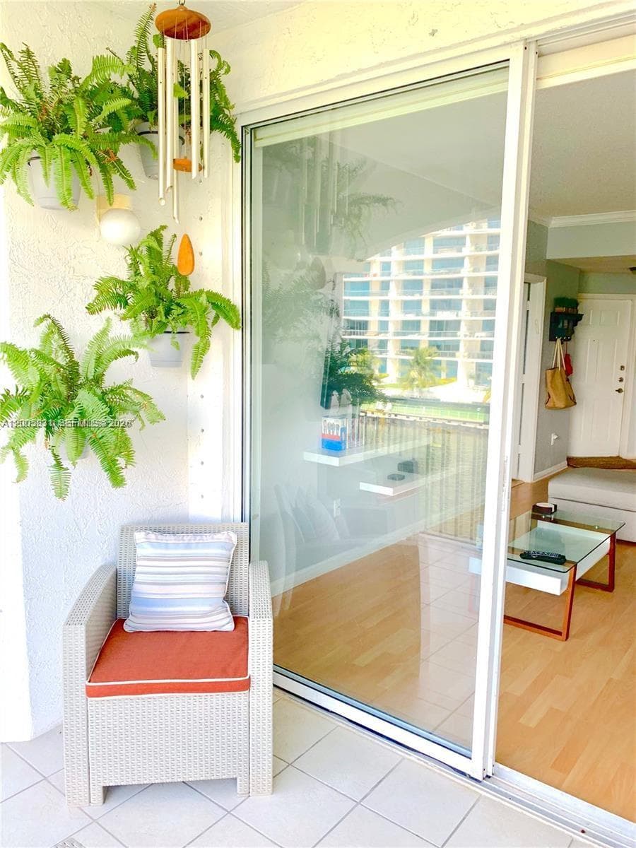 3245 184th St 13403 photo 8