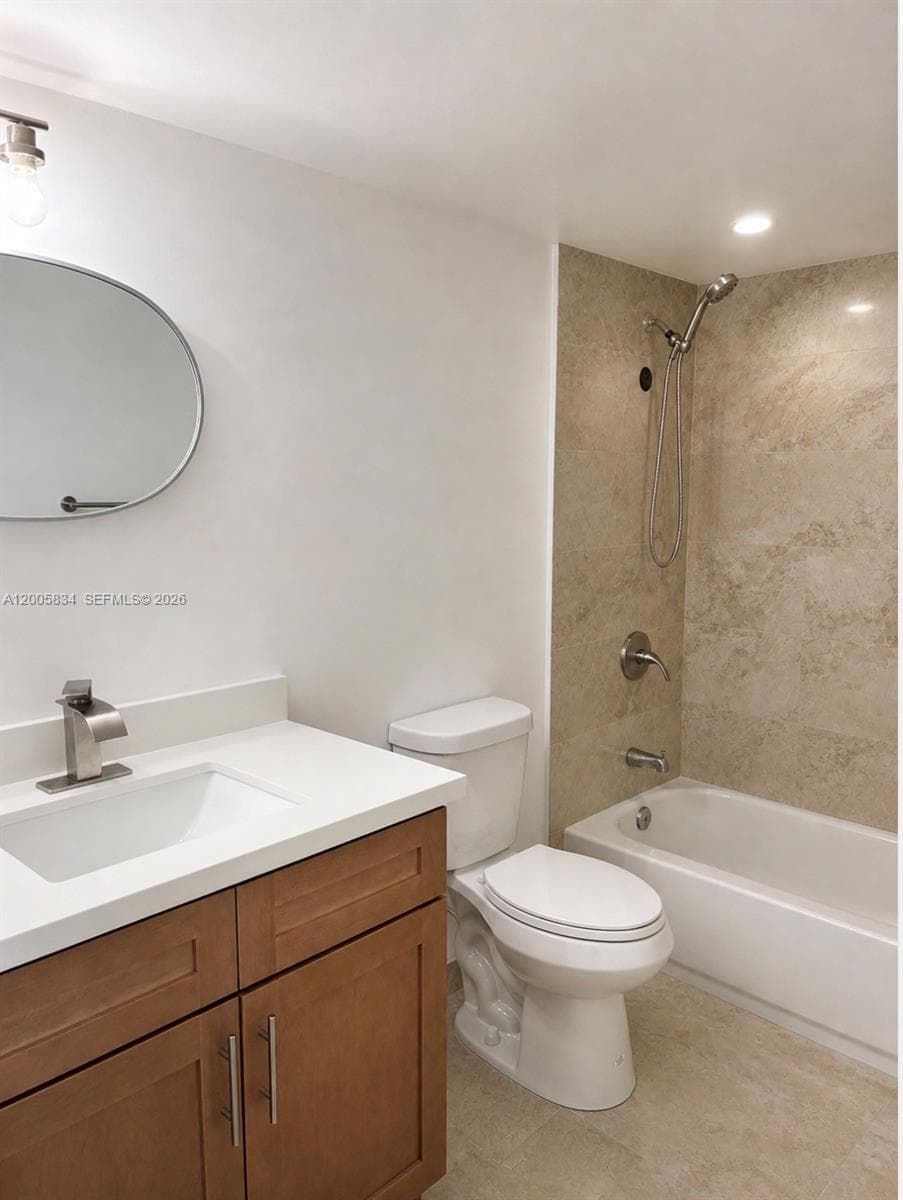701 Three Islands Blvd 120 photo 16