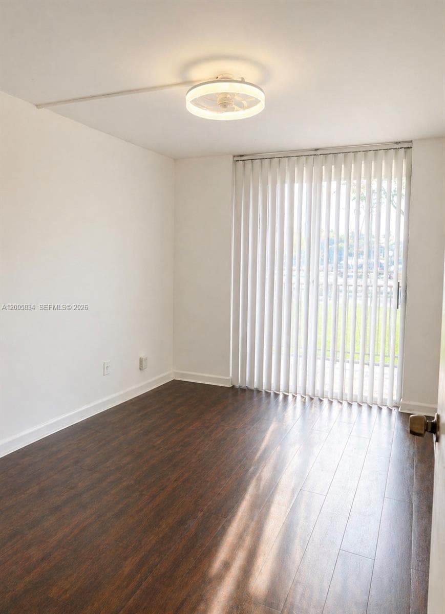 701 Three Islands Blvd 120 photo 10