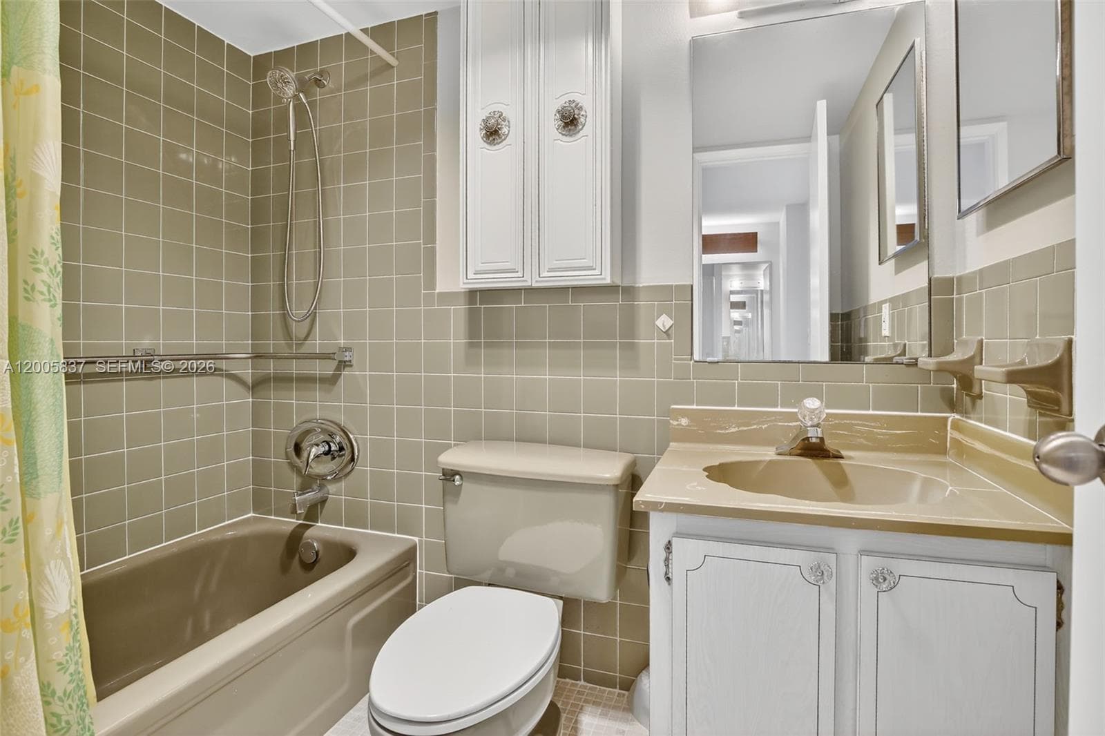 3050 16th Ave 407 photo 12