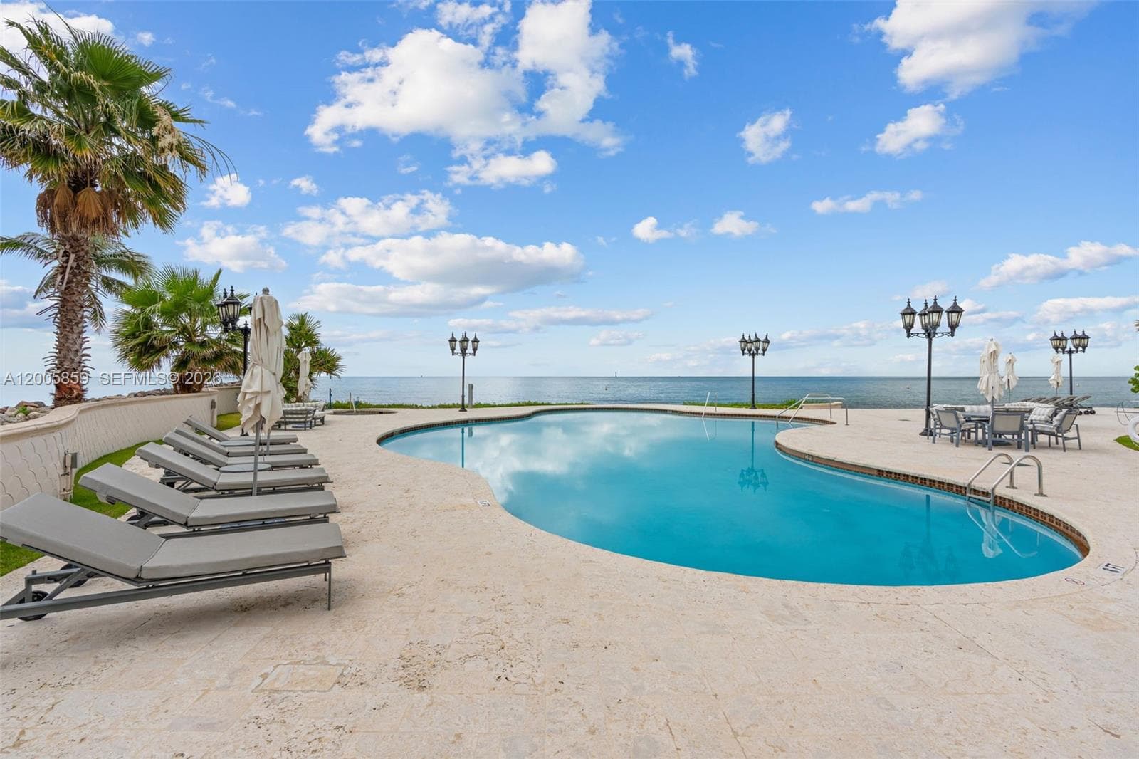 7282 Fisher Island Dr 7282 photo 19