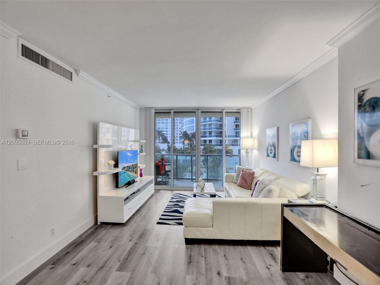 2501 S Ocean Dr 415 photo 3