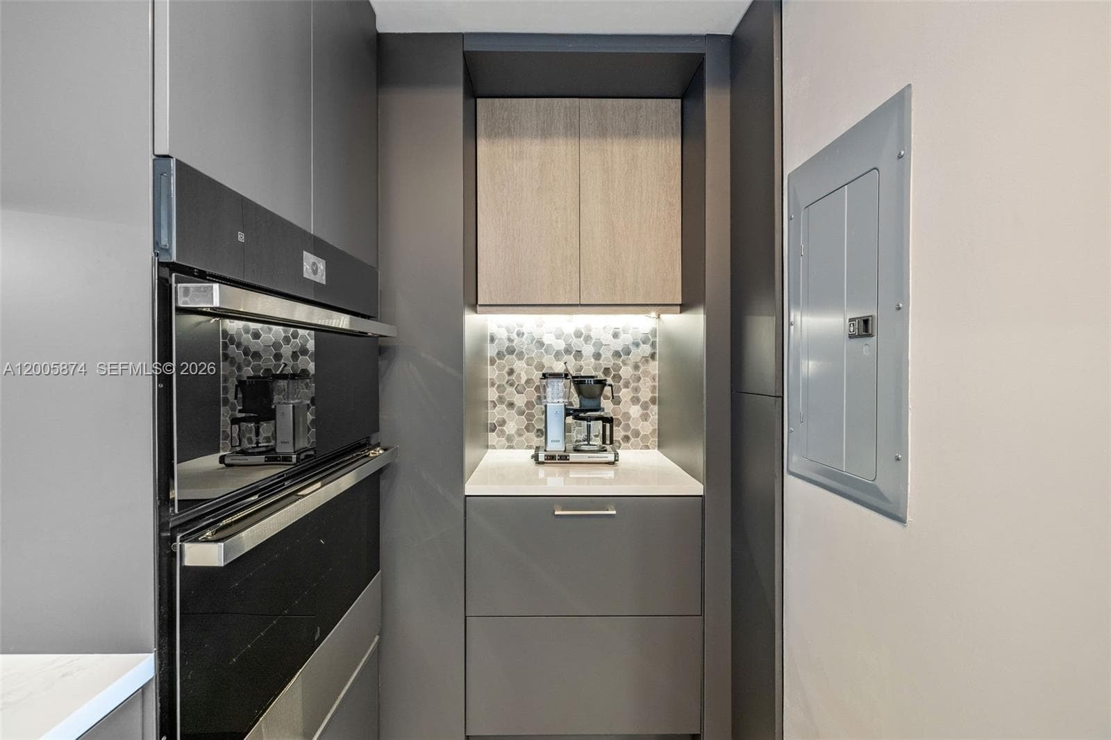 848 Brickell Key Dr 3403 photo 18