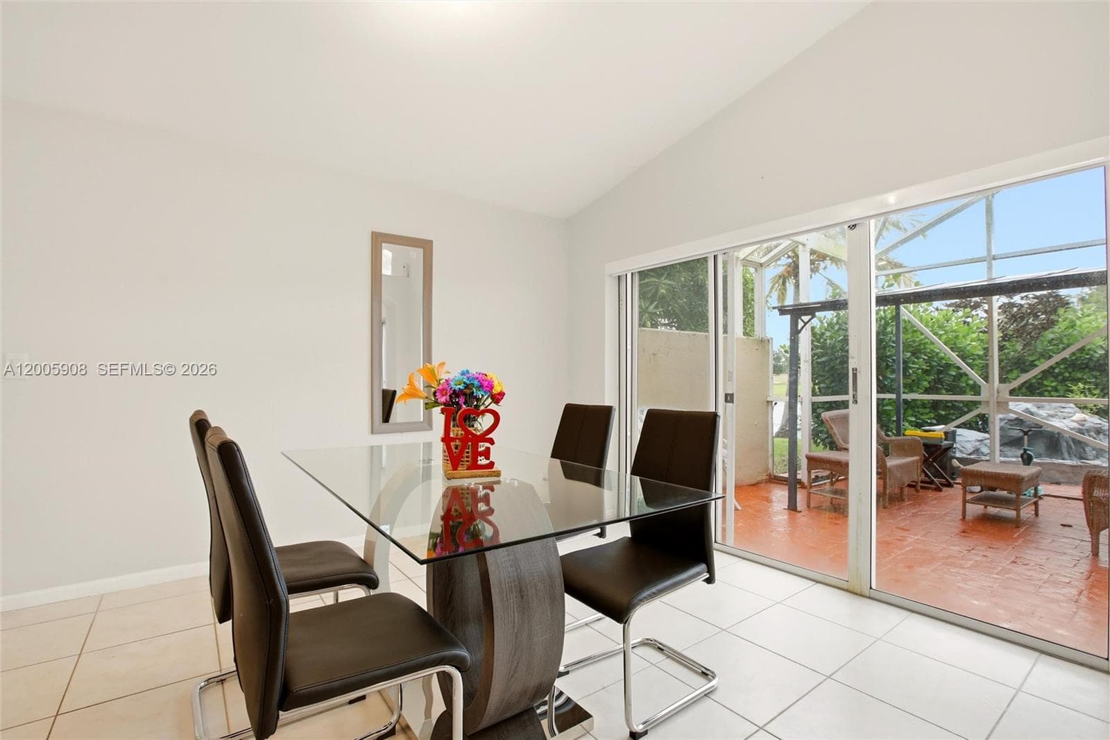 6298 Harbour Chase Dr photo 9