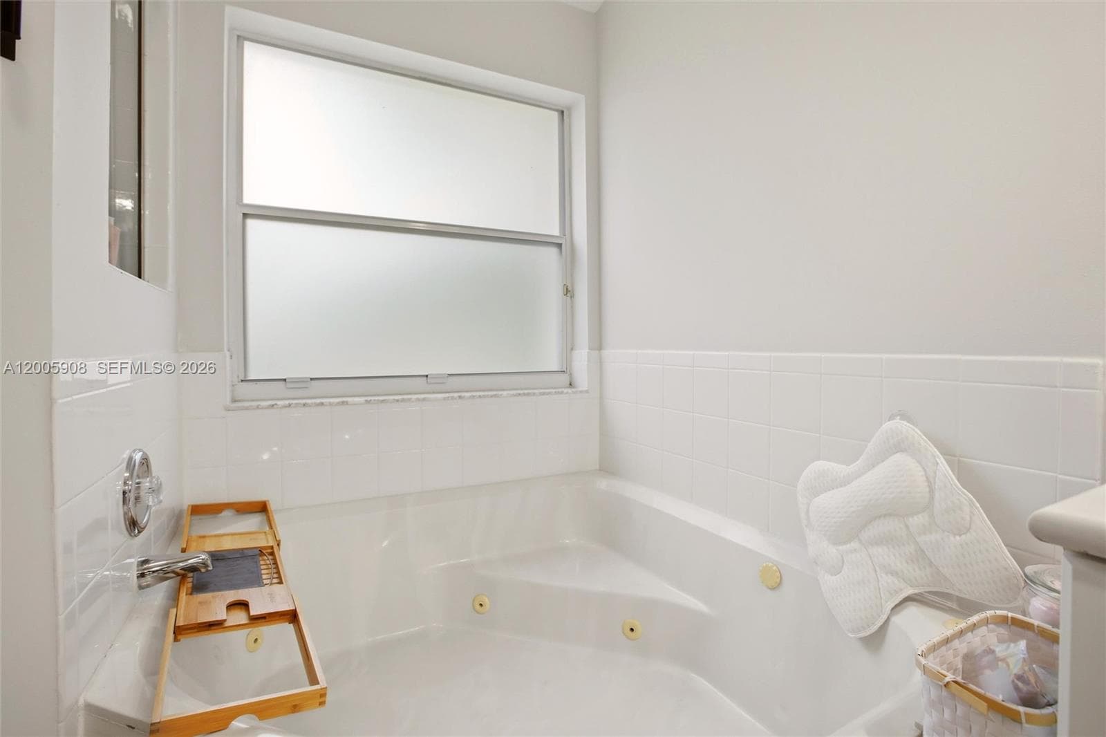 6298 Harbour Chase Dr photo 11