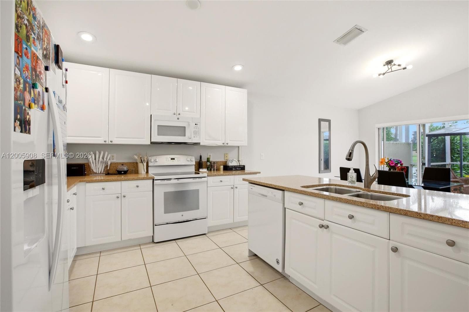 6298 Harbour Chase Dr photo 8