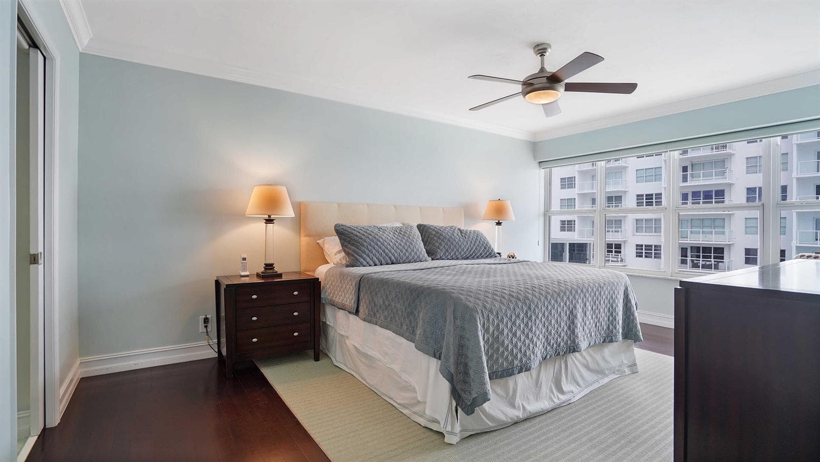 3700 Galt Ocean Drive 1705 photo 5