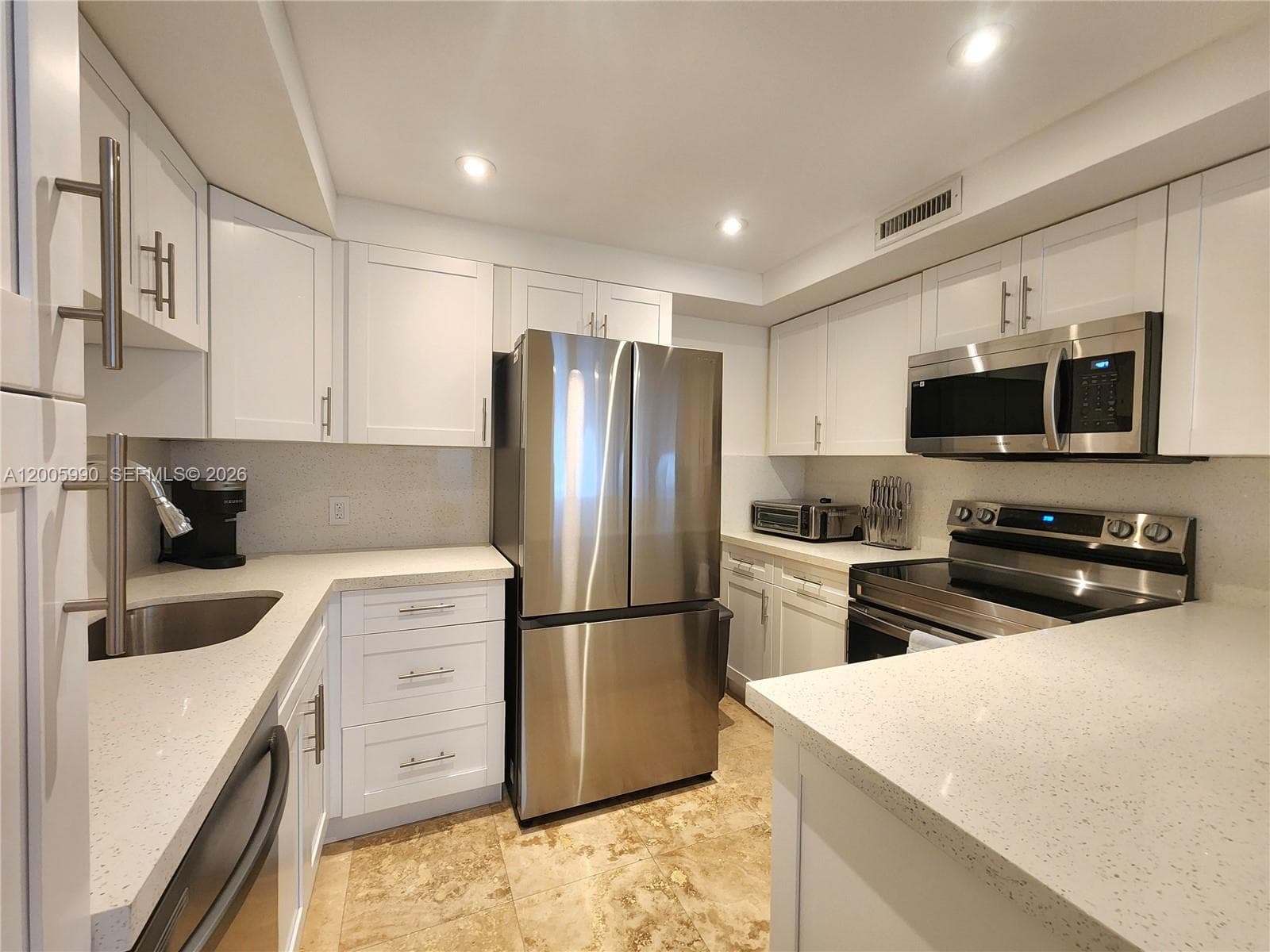 3505 Ocean Dr 209 photo 6