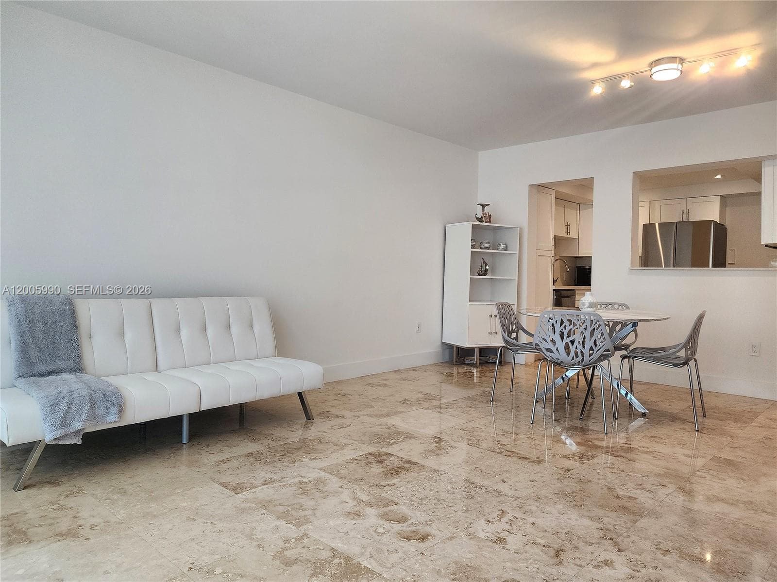 3505 S Ocean Dr 209 photo 4