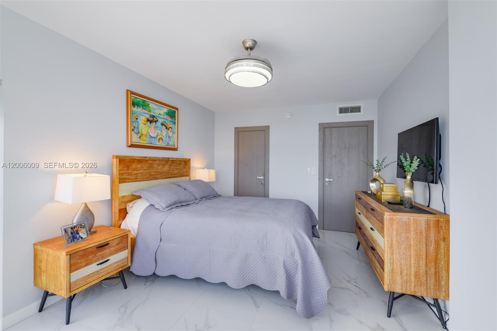 1980 Ocean Dr PHG photo 24