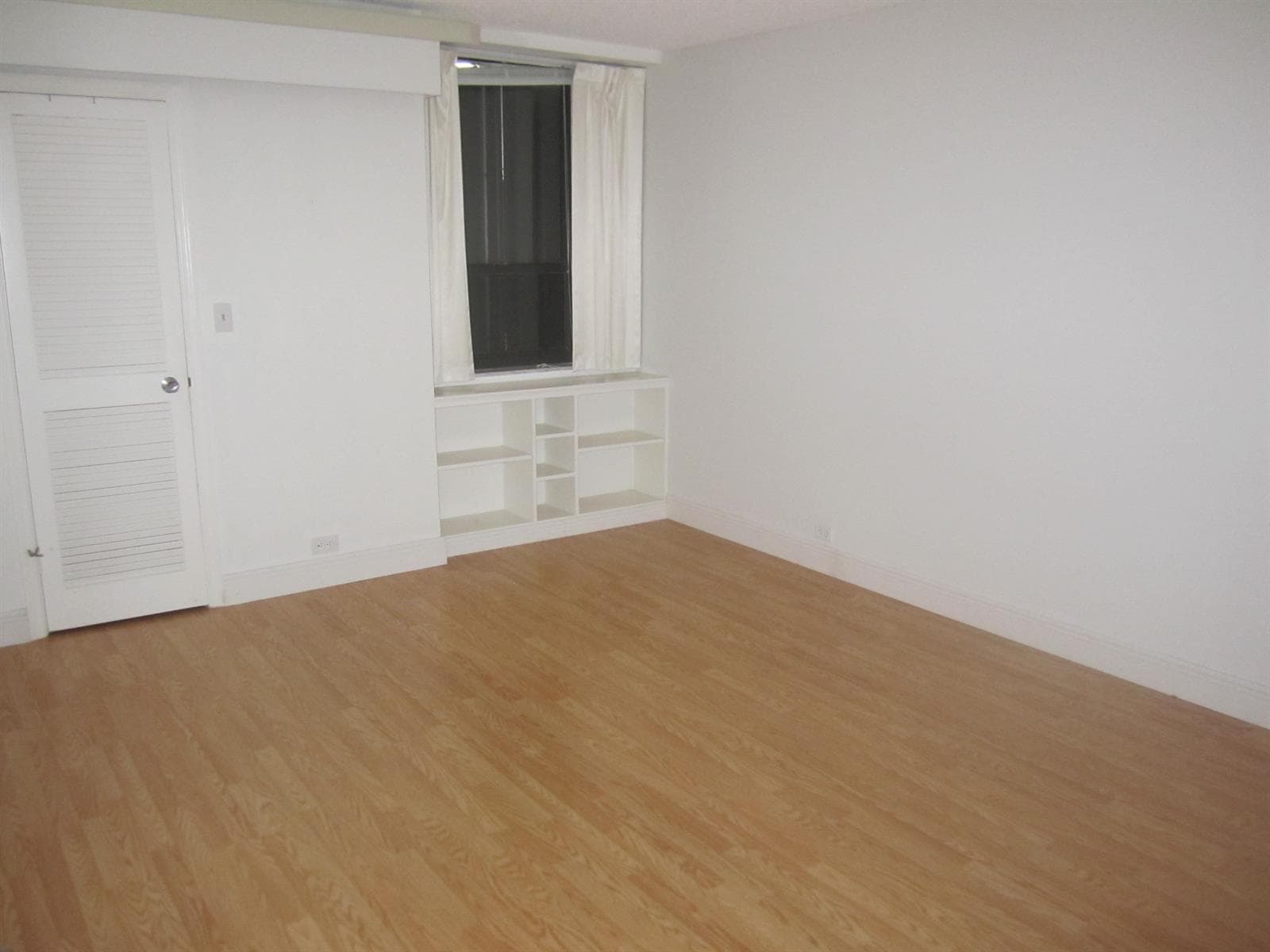1208 Marine Way 608 photo 13