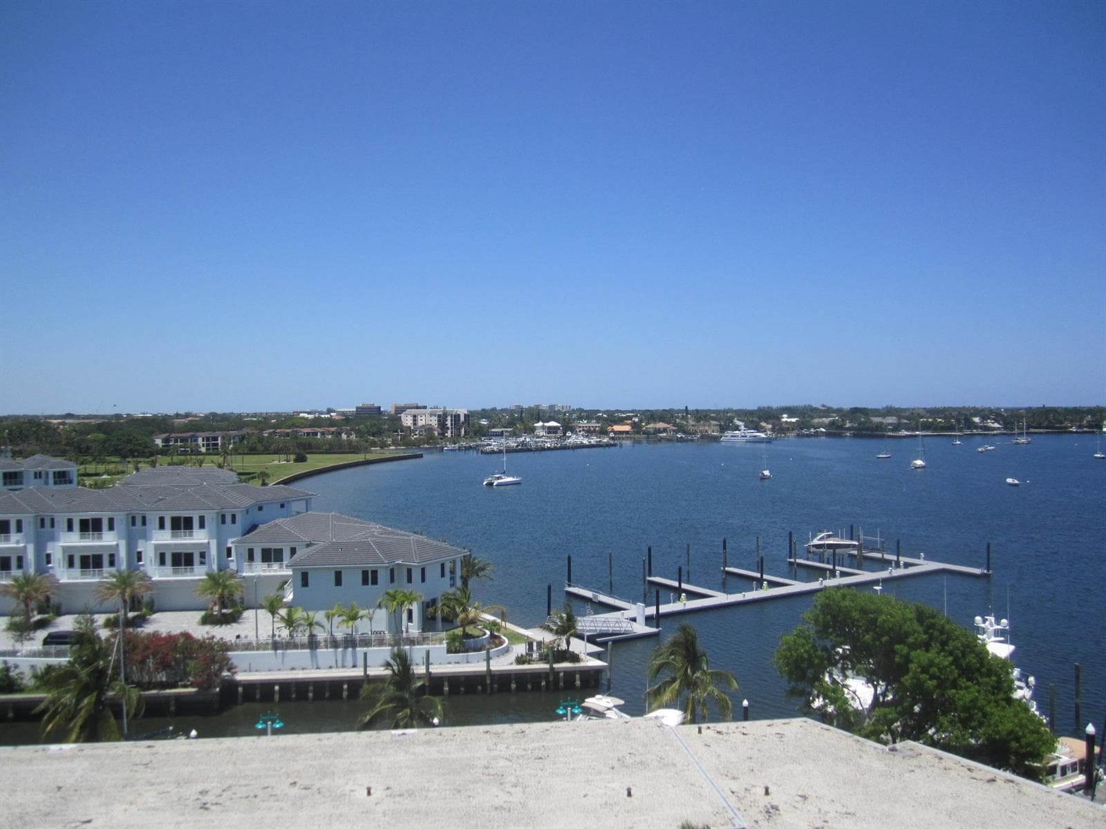 1208 Marine Way 608 photo 3
