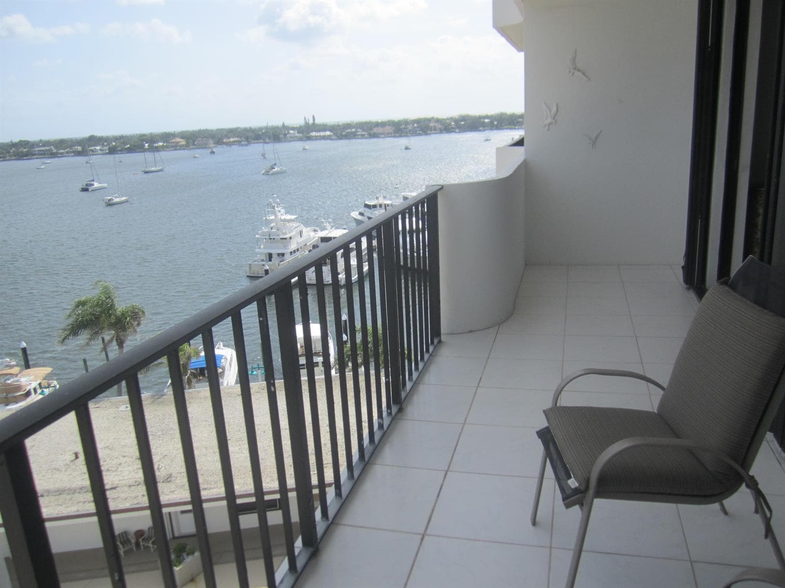 1208 Marine Way 608 photo 5