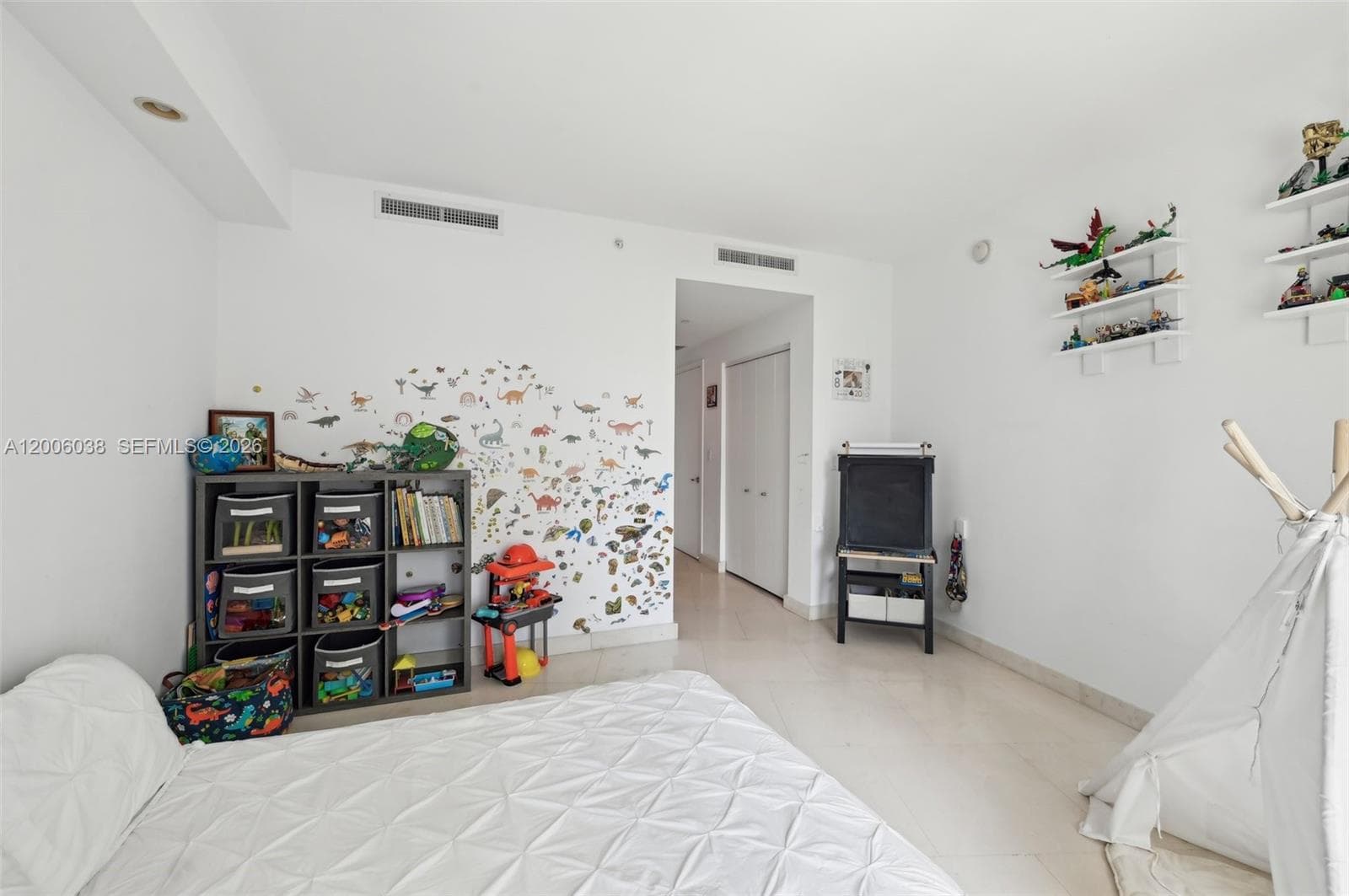 901 Brickell Key Blvd 1009 photo 17